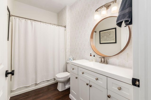24 W Russell Street, Columbus, OH 43215