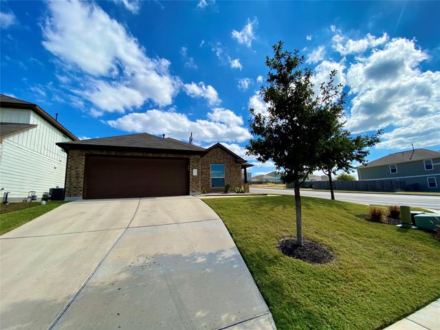 466 Eagle Brook LN, Buda, TX 78610