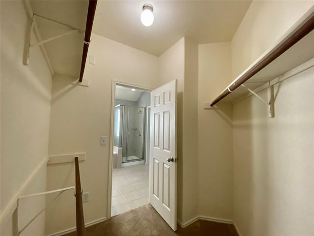 466 Eagle Brook LN, Buda, TX 78610
