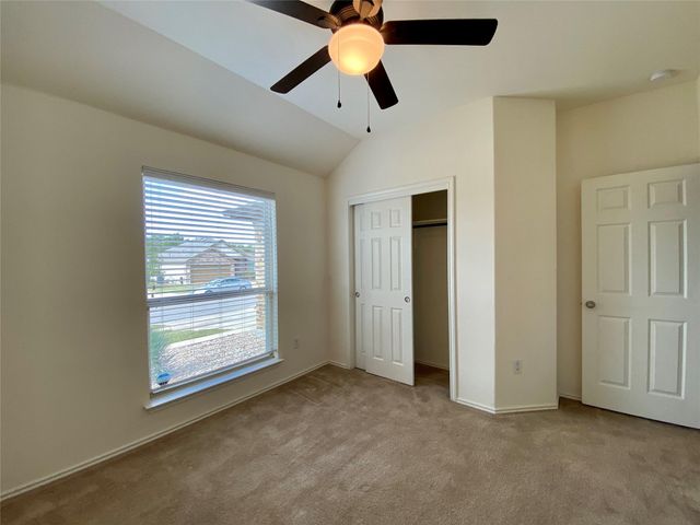 466 Eagle Brook LN, Buda, TX 78610
