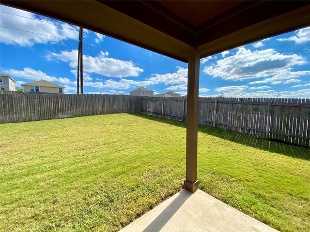 466 Eagle Brook LN, Buda, TX 78610