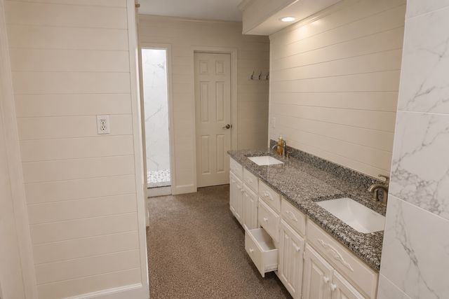 3302 Westgrove Drive, Arlington, TX 76001