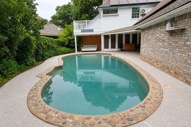 3302 Westgrove Drive, Arlington, TX 76001