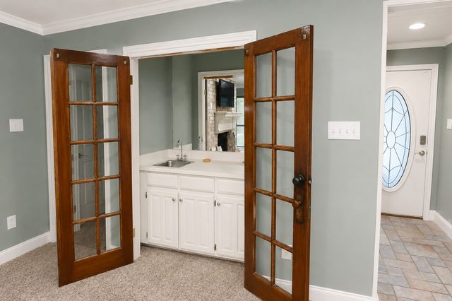 3302 Westgrove Drive, Arlington, TX 76001
