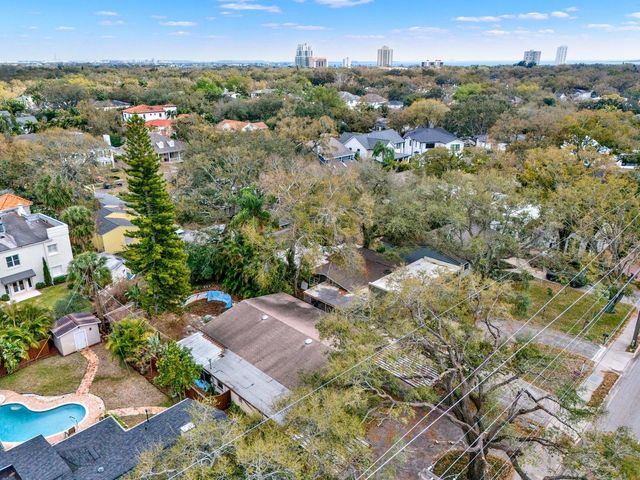 812 S MACDILL AVENUE, Tampa, FL 33609