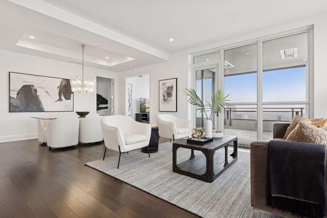 1111 W River Parkway 24C, Minneapolis, MN 55415