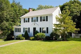 6 Daniels St, Lexington, MA 02421