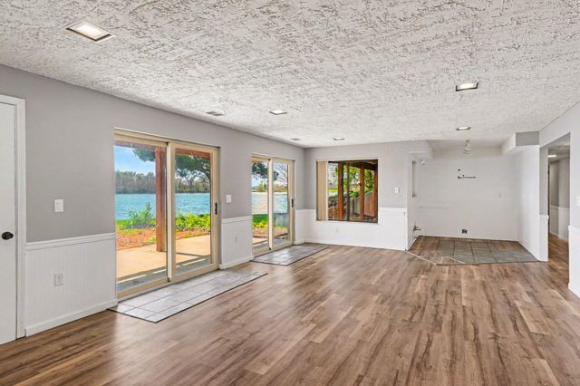 25951 Lantern Circle, Sturgis, MI 49091