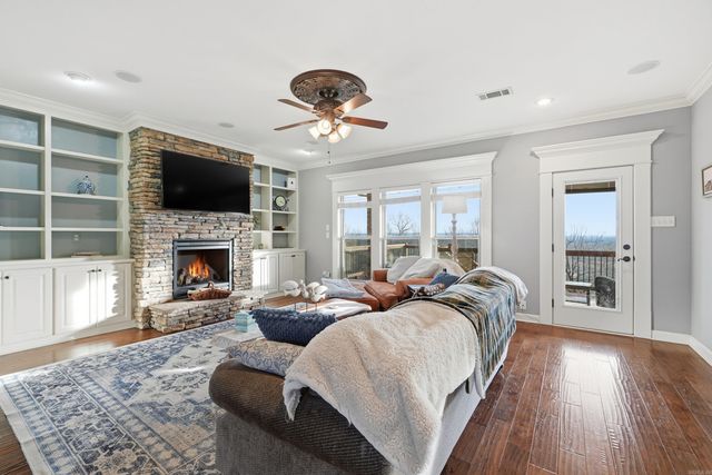 15 Eagle Crest Drive, Conway, AR 72032