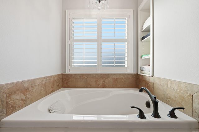 15 Eagle Crest Drive, Conway, AR 72032