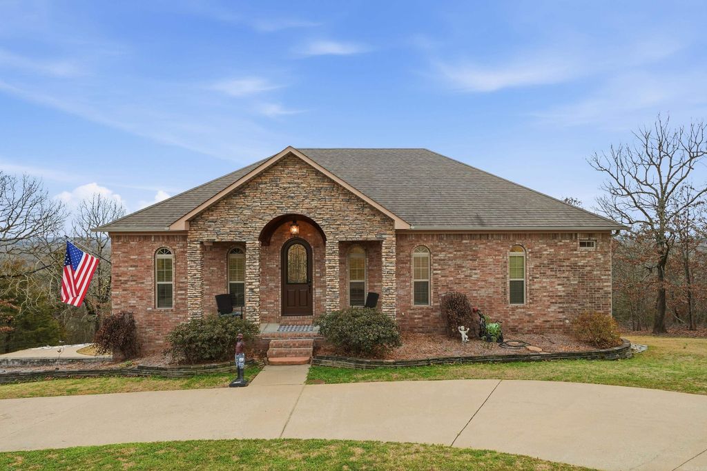 15 Eagle Crest Drive, Conway, AR 72032