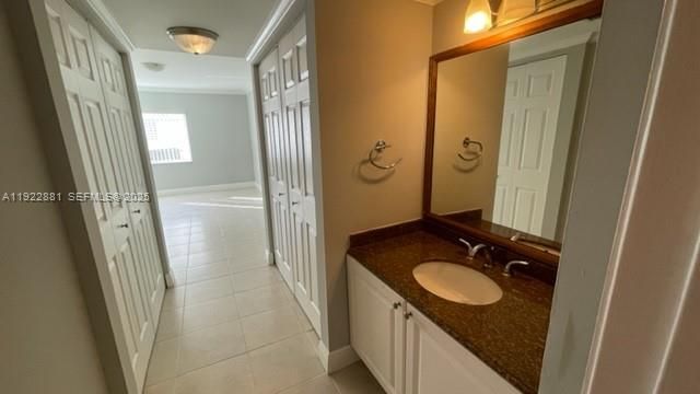 721 N Pine Island Rd 112, Plantation, FL 33324