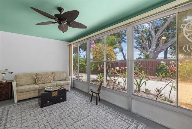 4305 CHINABERRY CIRCLE, Bradenton, FL 34208