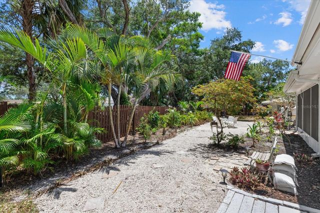 4305 CHINABERRY CIRCLE, Bradenton, FL 34208