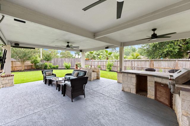 13842 Lake Livingston Drive, Houston, TX 77044