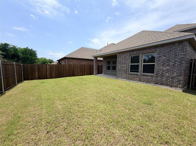 1513 Silver Canoe Way, Princeton, TX 75407