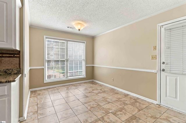 125 Woodcreek Drive, Spartanburg, SC 29303