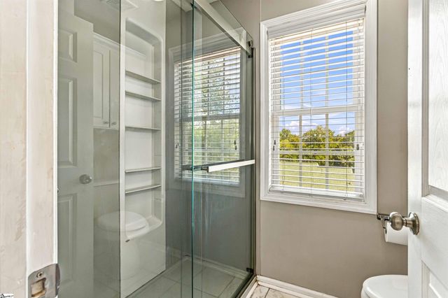125 Woodcreek Drive, Spartanburg, SC 29303