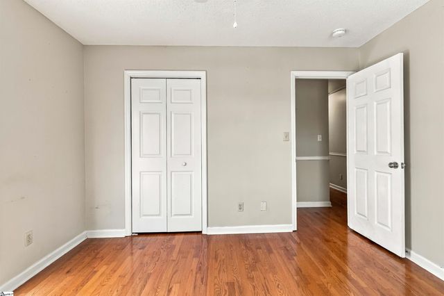125 Woodcreek Drive, Spartanburg, SC 29303