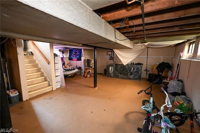 4541 W 174th Street, Cleveland, OH 44135