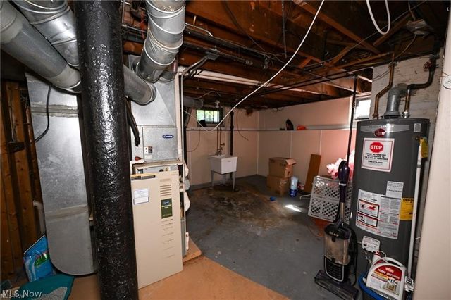 4541 W 174th Street, Cleveland, OH 44135