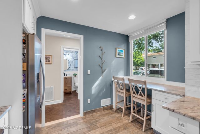 21 Carol Court, Tinton Falls, NJ 07724