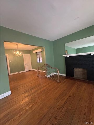 6462 Wanda Avenue, St Louis, MO 63116