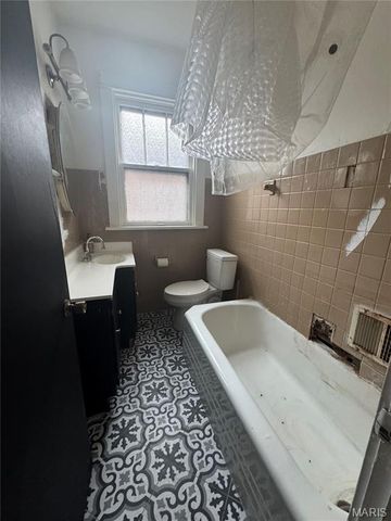 6462 Wanda Avenue, St Louis, MO 63116