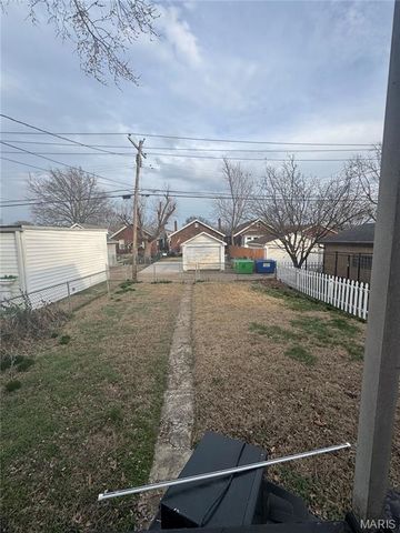 6462 Wanda Avenue, St Louis, MO 63116