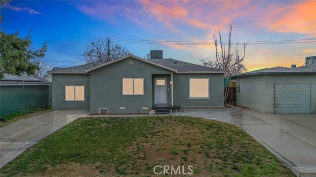 309 S Myrtle, Bakersfield, CA 93304