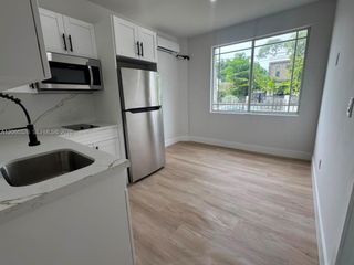 2425 SW 6th Street 1, Miami, FL 33135