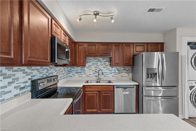 1119 Ocean Pebbles WAY, Virginia Beach, VA 23451