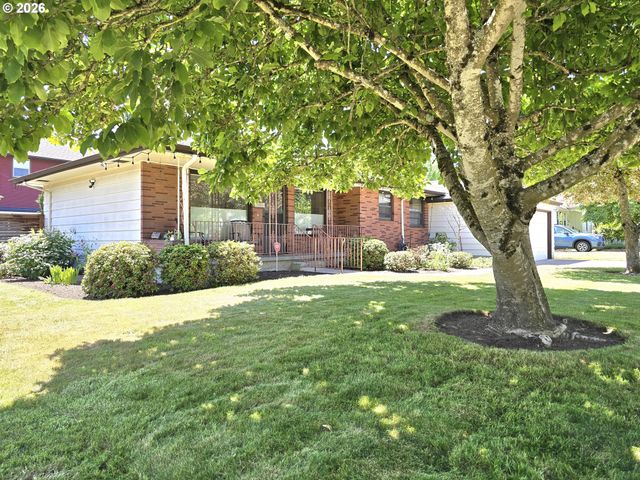 4832 Se Raymond St, Portland, OR 97206