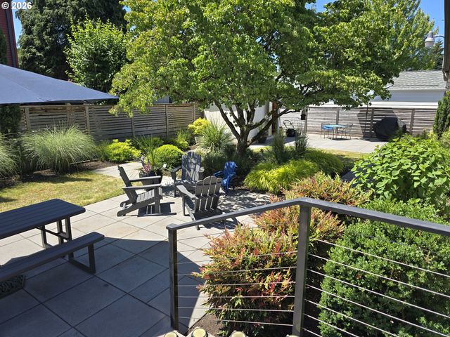 4832 Se Raymond St, Portland, OR 97206