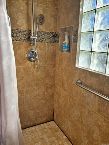 1010 Sutherland Ave, Mena, AR 71953