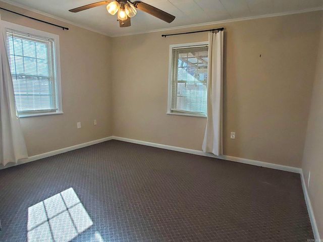 1010 Sutherland Ave, Mena, AR 71953