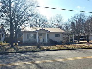 1010 Sutherland Ave, Mena, AR 71953