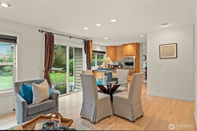 1140 3rd Avenue S, Edmonds, WA 98020