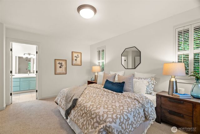 1140 3rd Avenue S, Edmonds, WA 98020