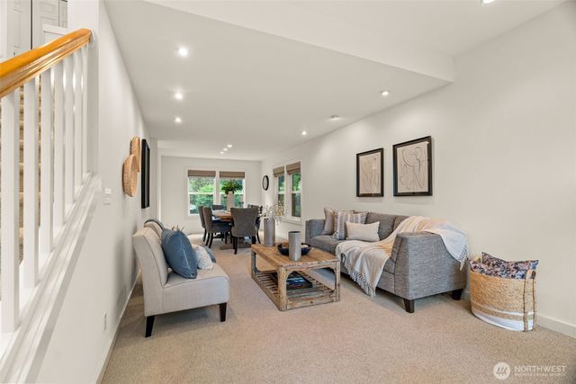 1140 3rd Avenue S, Edmonds, WA 98020