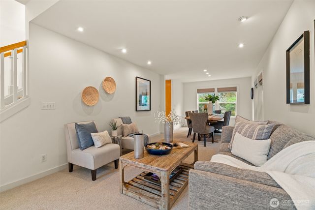 1140 3rd Avenue S, Edmonds, WA 98020