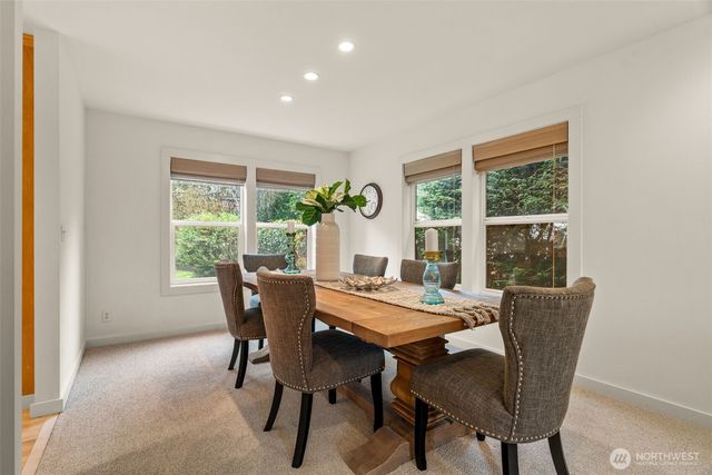 1140 3rd Avenue S, Edmonds, WA 98020