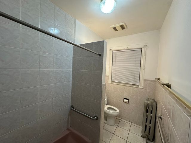 7541 S Merrill Avenue, Chicago, IL 60649