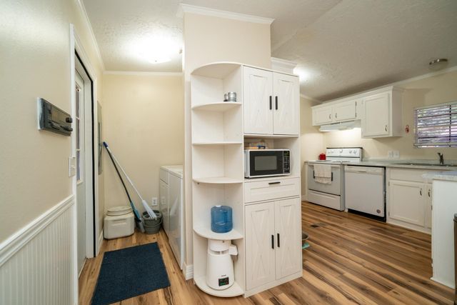 136 Woodlawn Estates Drive, Marshall, TX 75670