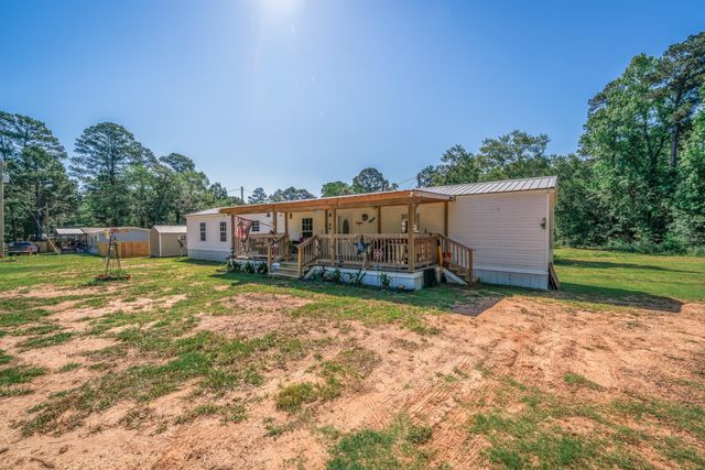 136 Woodlawn Estates Drive, Marshall, TX 75670