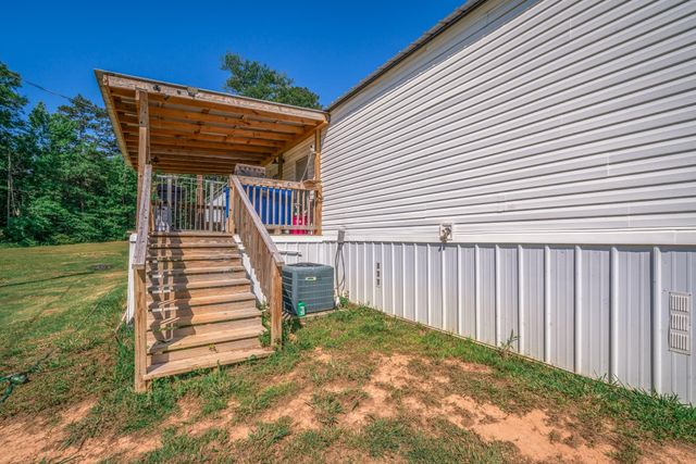 136 Woodlawn Estates Drive, Marshall, TX 75670