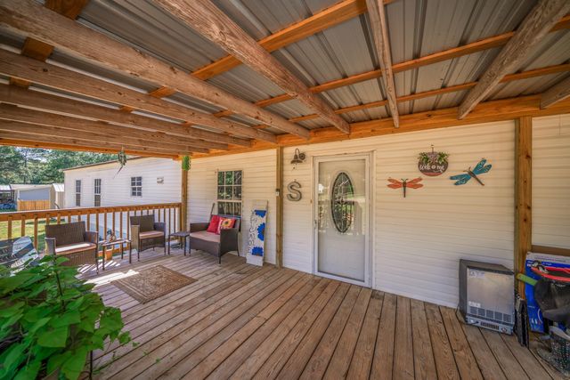 136 Woodlawn Estates Drive, Marshall, TX 75670