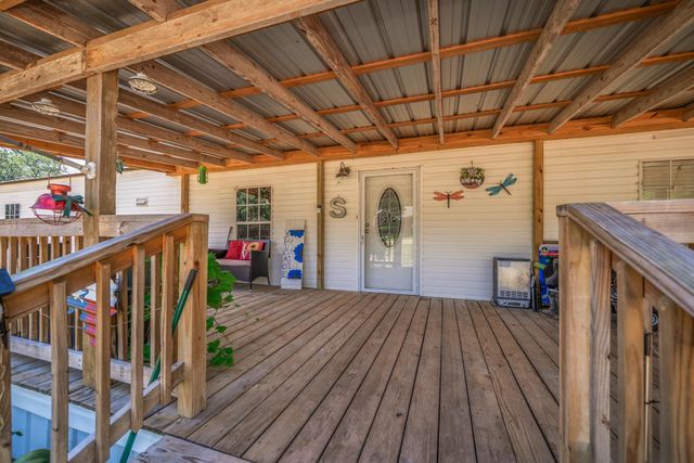 136 Woodlawn Estates Drive, Marshall, TX 75670