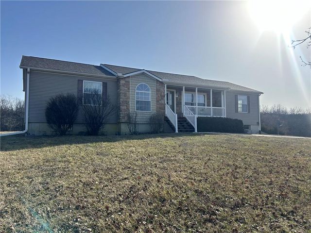 529 SE 30th Road, Warrensburg, MO 64093