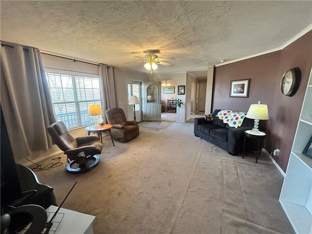 529 SE 30th Road, Warrensburg, MO 64093